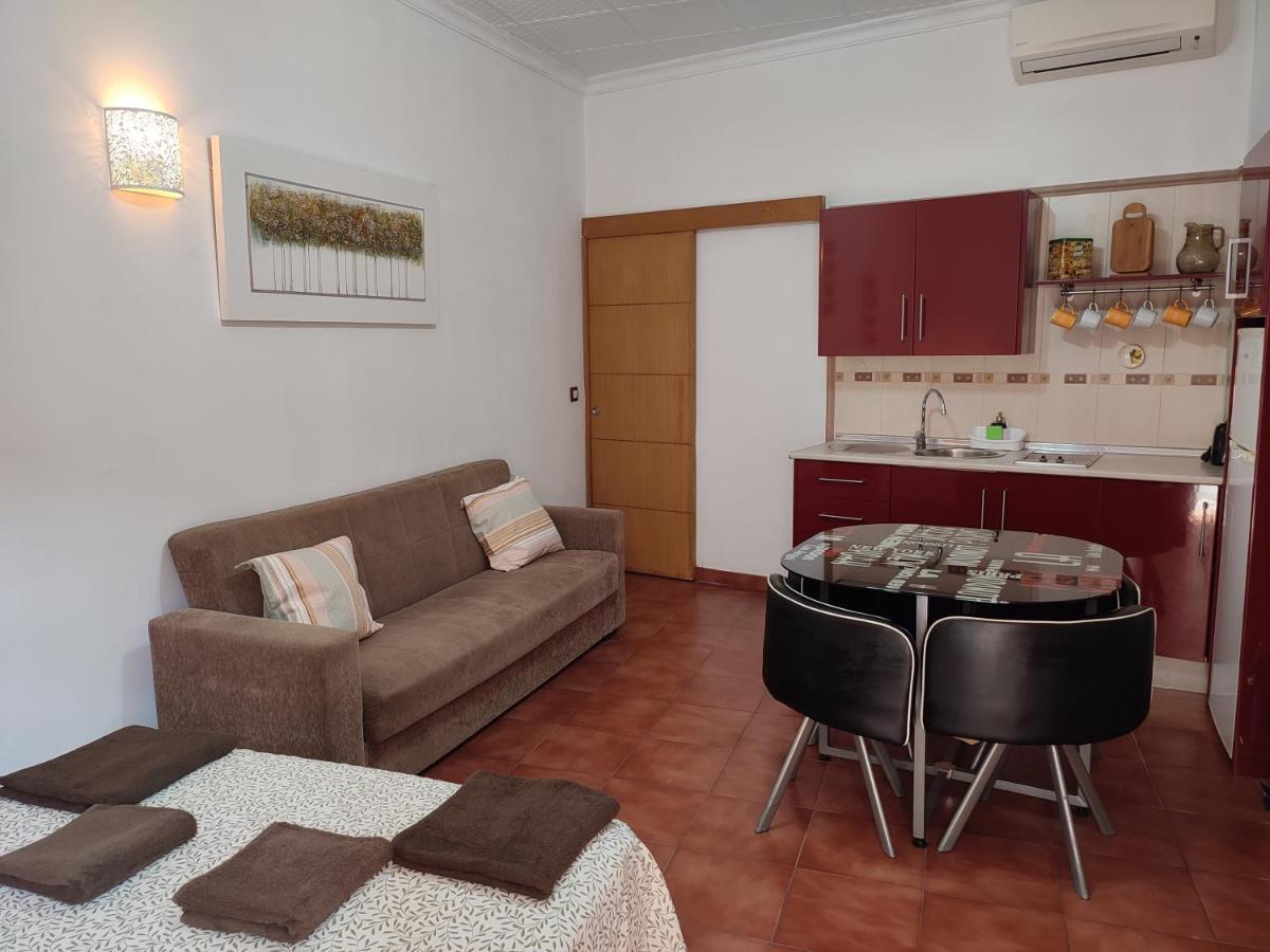 Sunny Holiday Studio Malaga Exterior photo